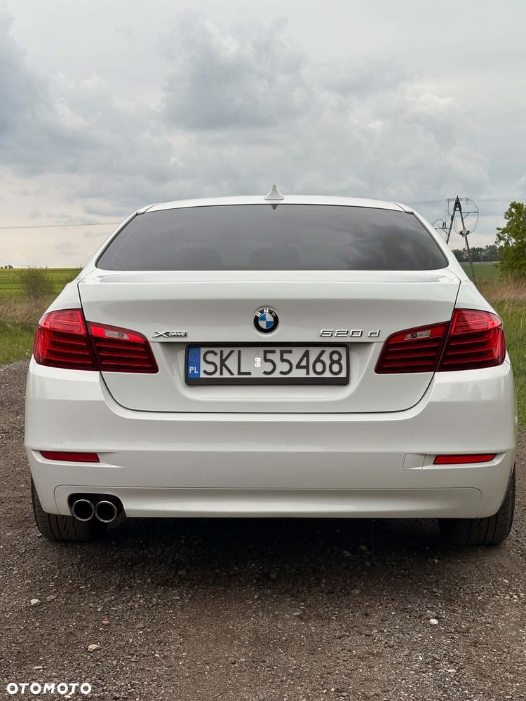 BMW Seria 5 520d xDrive - 6