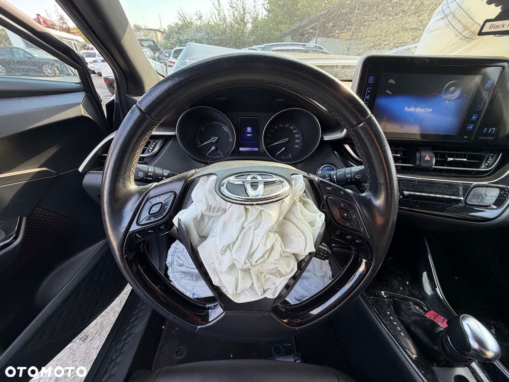 Toyota C-HR Lounge - 17