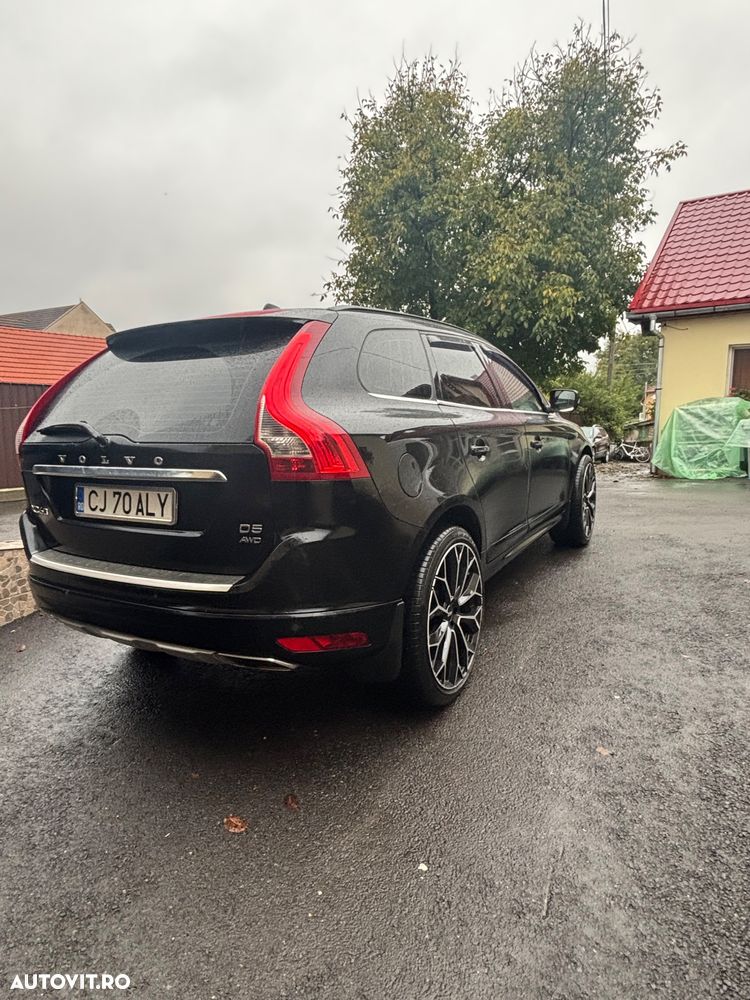 Volvo XC 60 D5 AWD Geartronic Ocean Race - 6