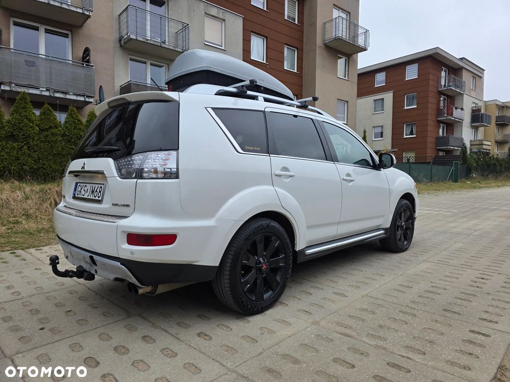 Mitsubishi Outlander 2.2 DID Instyle NAVI EU5 TC-SST - 7