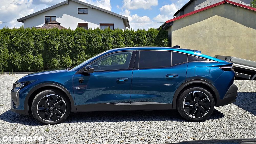 Peugeot 408 1.6 Plug-In Hybrid 225 GT EAT8 - 5