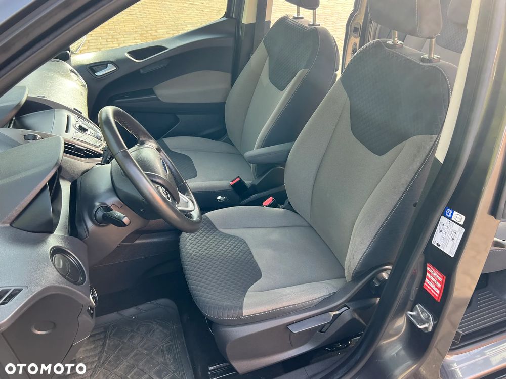 Ford Tourneo Courier 1.0 EcoBoost S&S Trend - 14