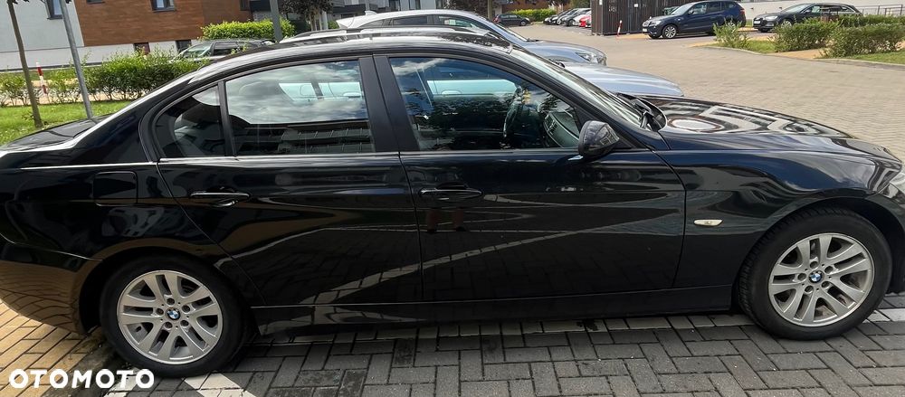 BMW Seria 3 318i - 7