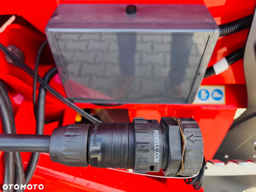Maschio Gaspardo PRIMO EW 213 ISOTRONIC Rozsiewacz z wagą i GPS - 12