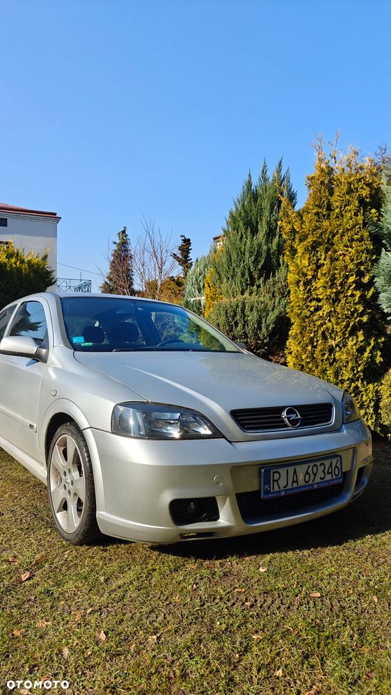 Opel Astra 1.8 Sport - 9