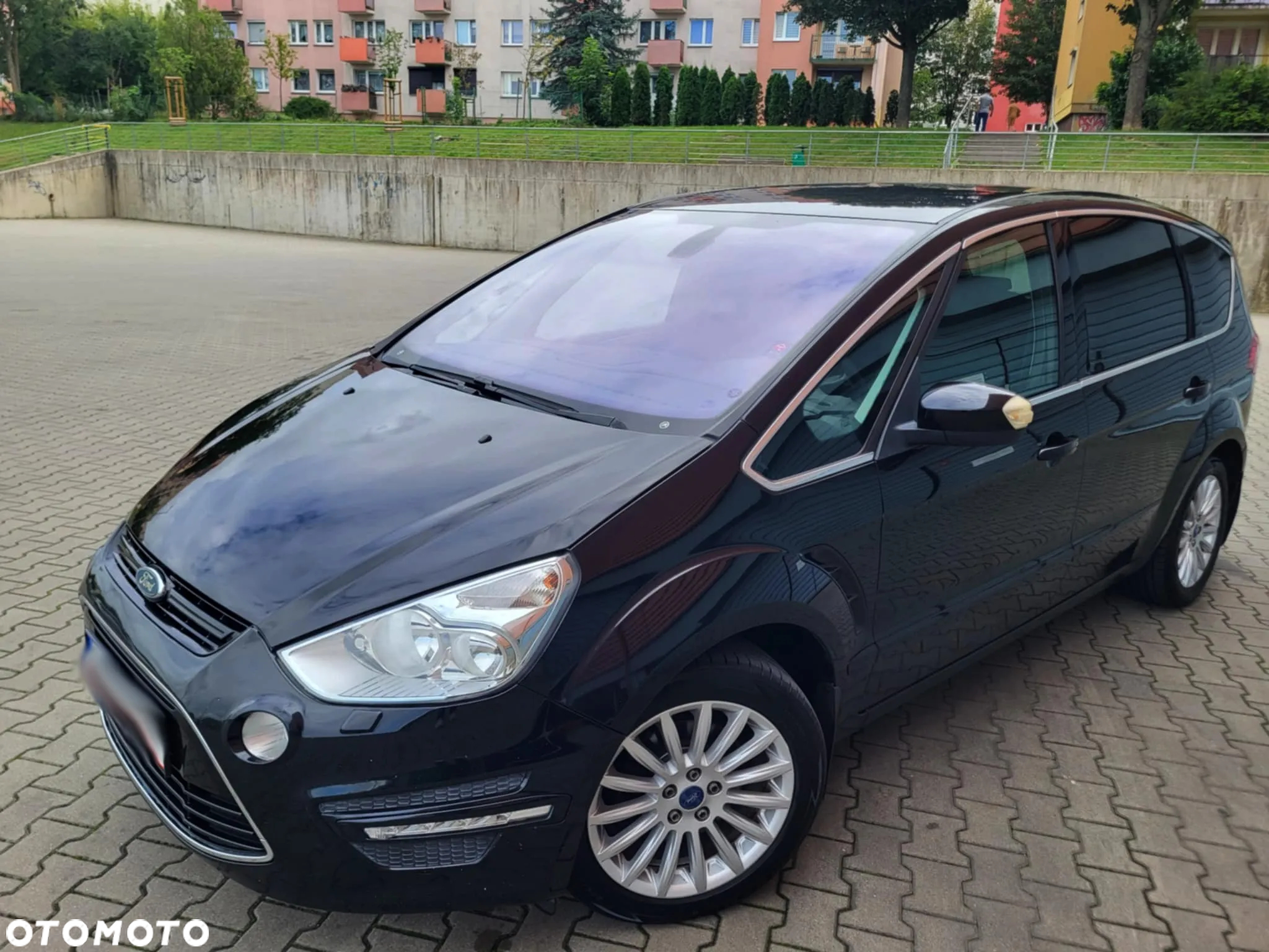 Ford S-Max 2.0 TDCi DPF Titanium - 12