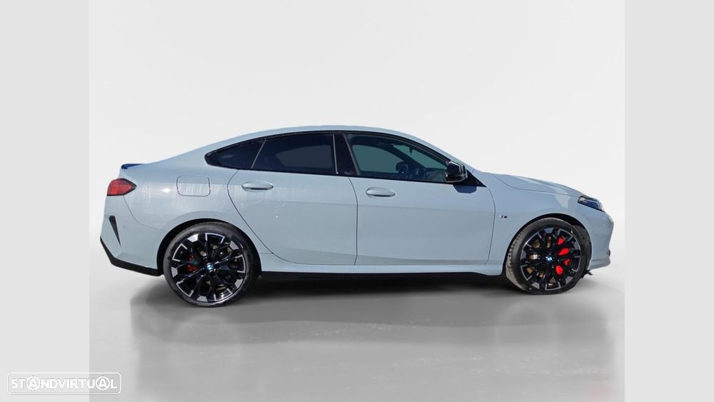 BMW M235i Gran Coupé - 9