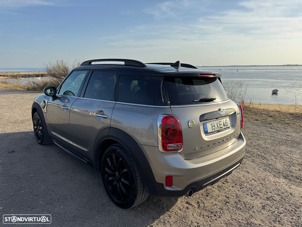 MINI Countryman Cooper SE ALL4 Auto - 2