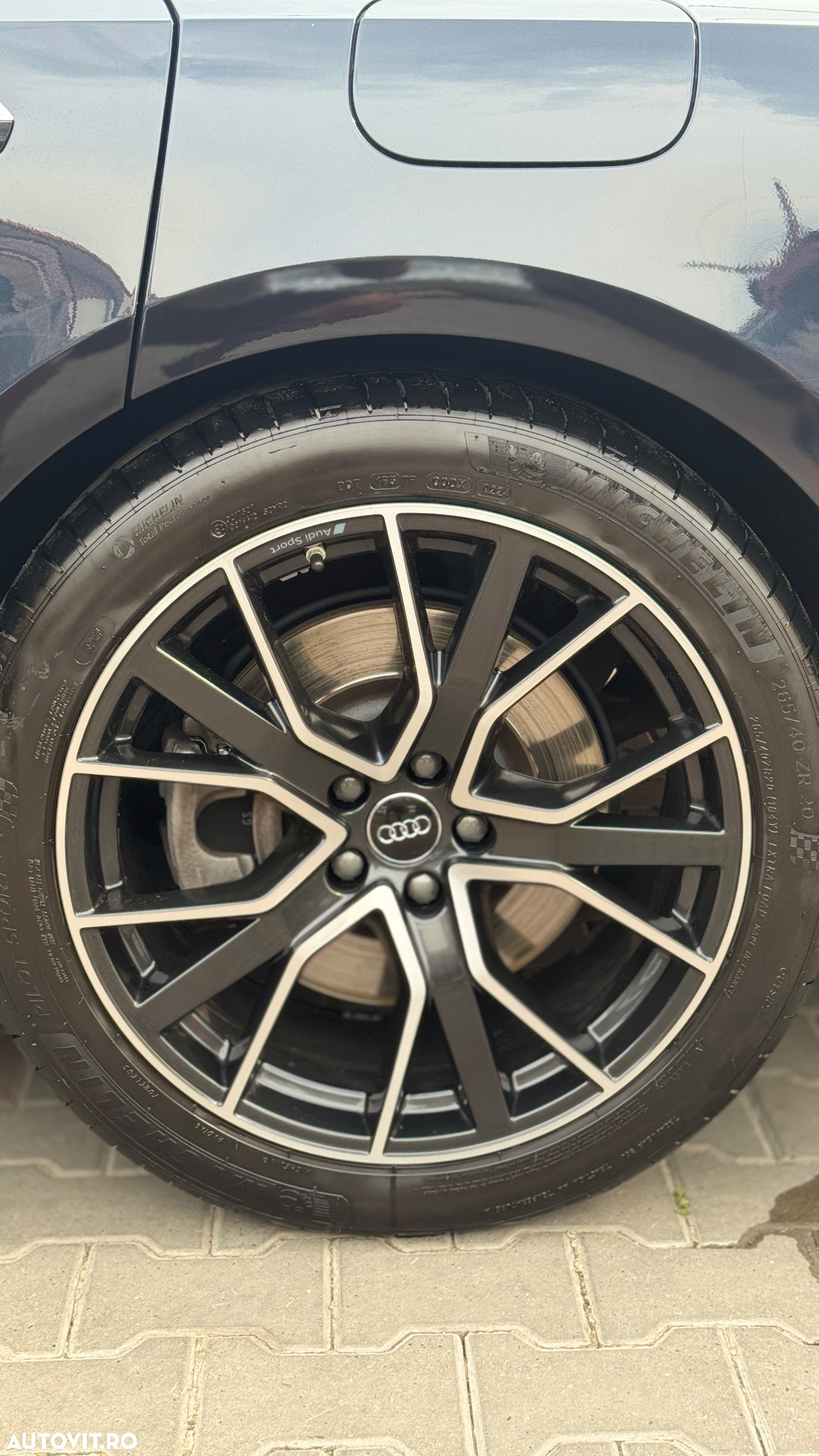 Audi A8 A8L 60 TFSI e quattro Tiptronic PHEV - 7
