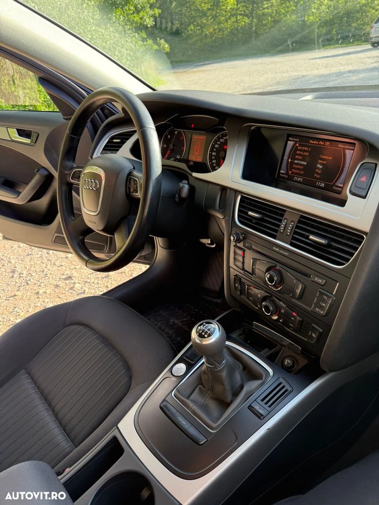 Audi A4 Avant 2.0 TDI DPF Ambiente - 13