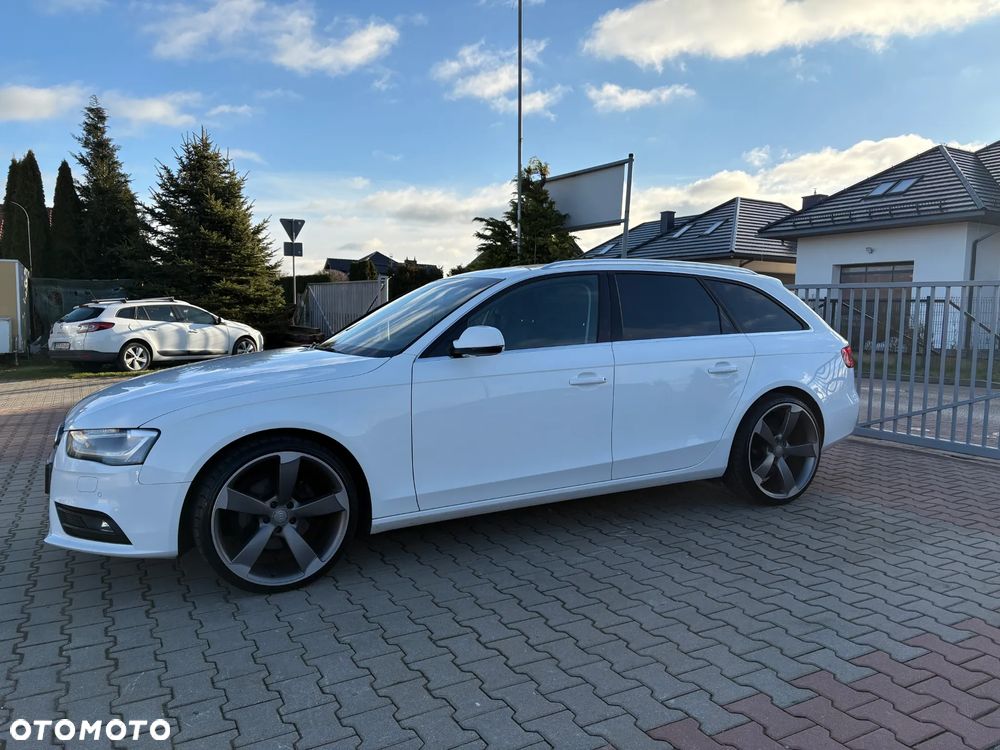 Audi A4 Avant 2.0 TDI DPF clean diesel multitronic Attraction - 11