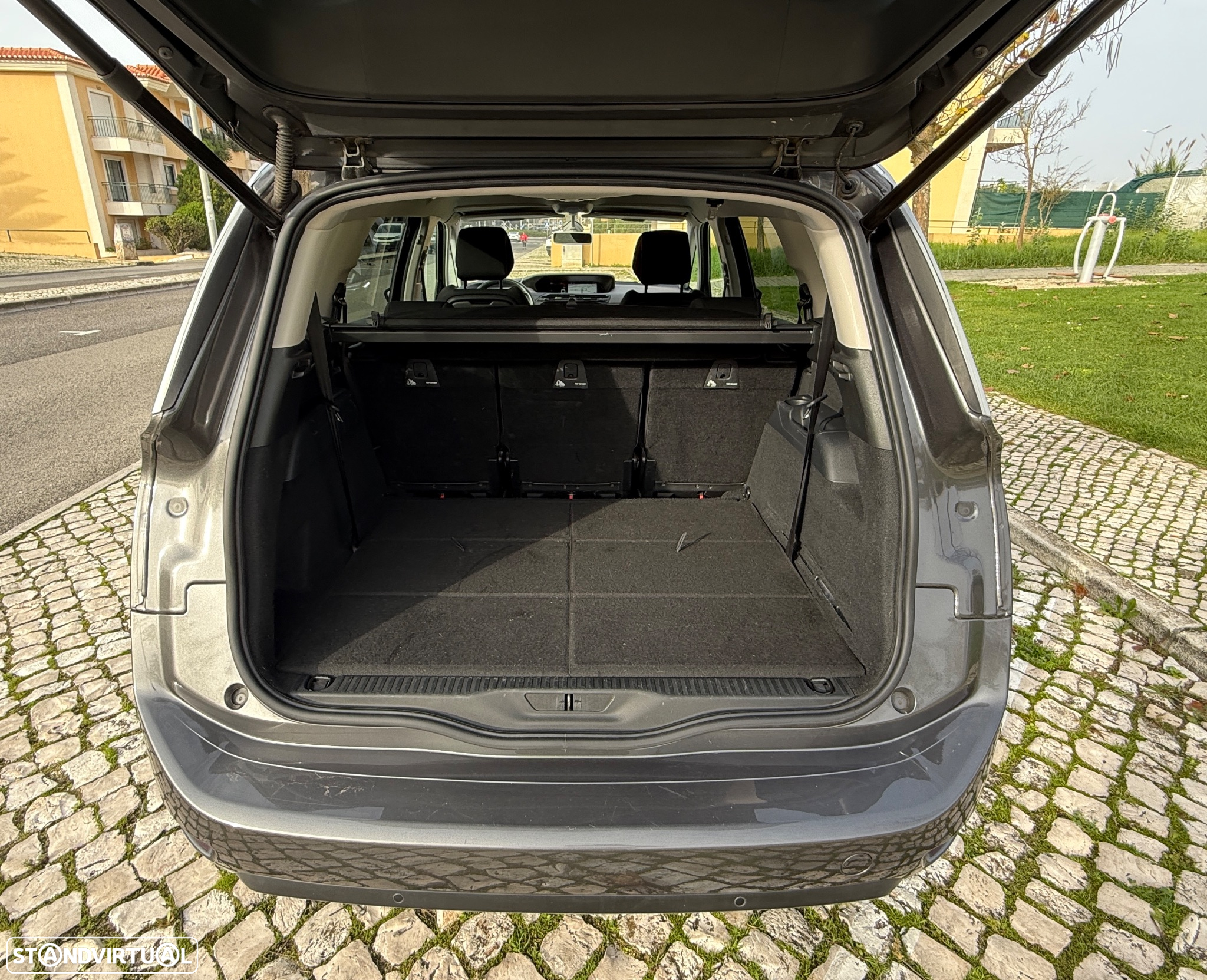 Citroën C4 Spacetourer 1.5 BlueHDi Feel EAT8 - 16