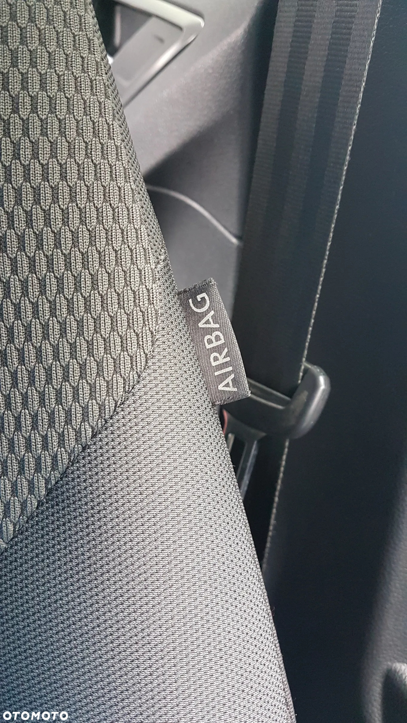 Volkswagen Golf VII 1.6 TDI BMT Comfortline - 34