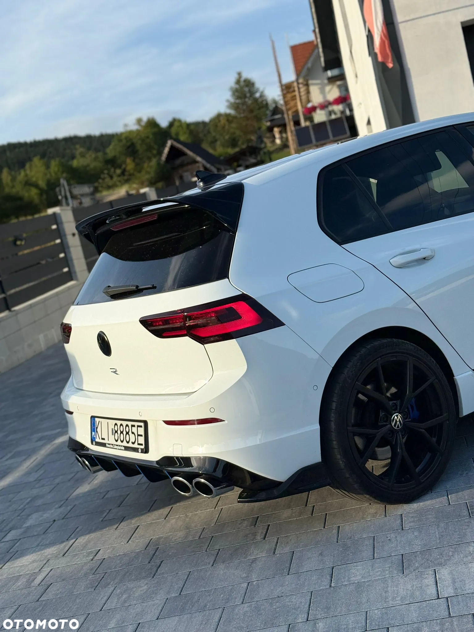 Volkswagen Golf VIII 2.0 TSI 4Motion R DSG - 16