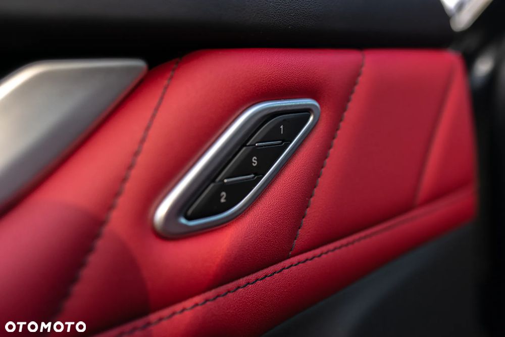 Maserati Levante - 15