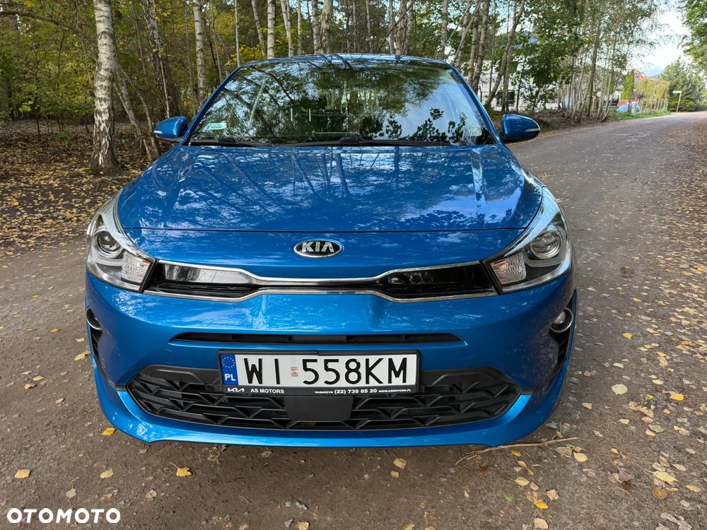 Kia Rio 1.2 L - 8