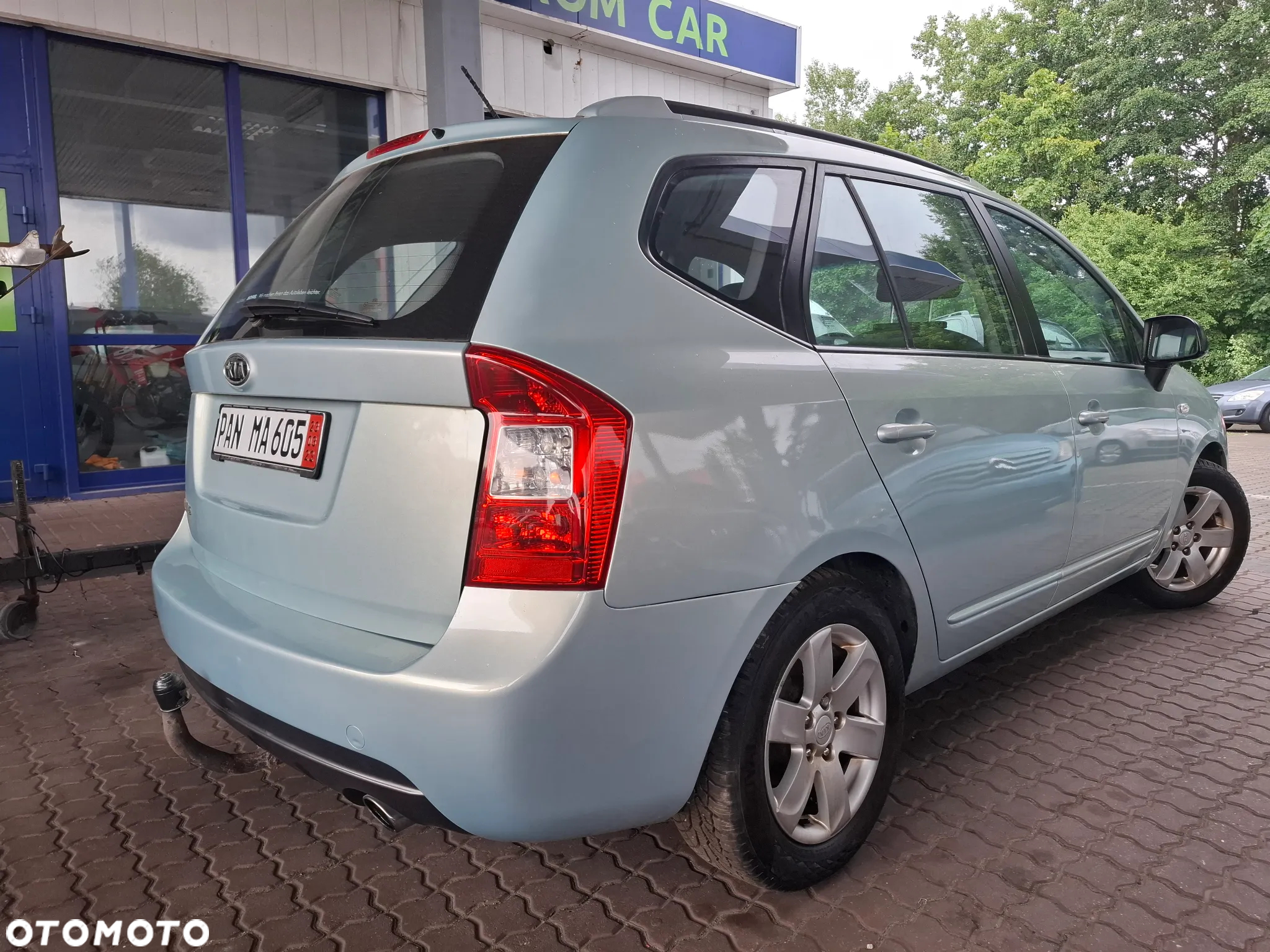 Kia Carens 2.0 EX - 9