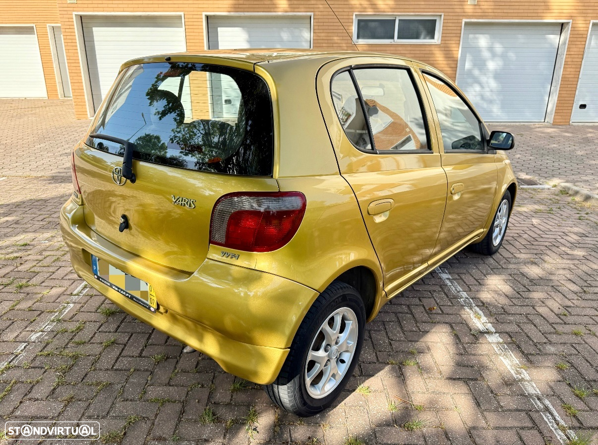 Toyota Yaris 1.0 Sol ABS+CD+AC - 4