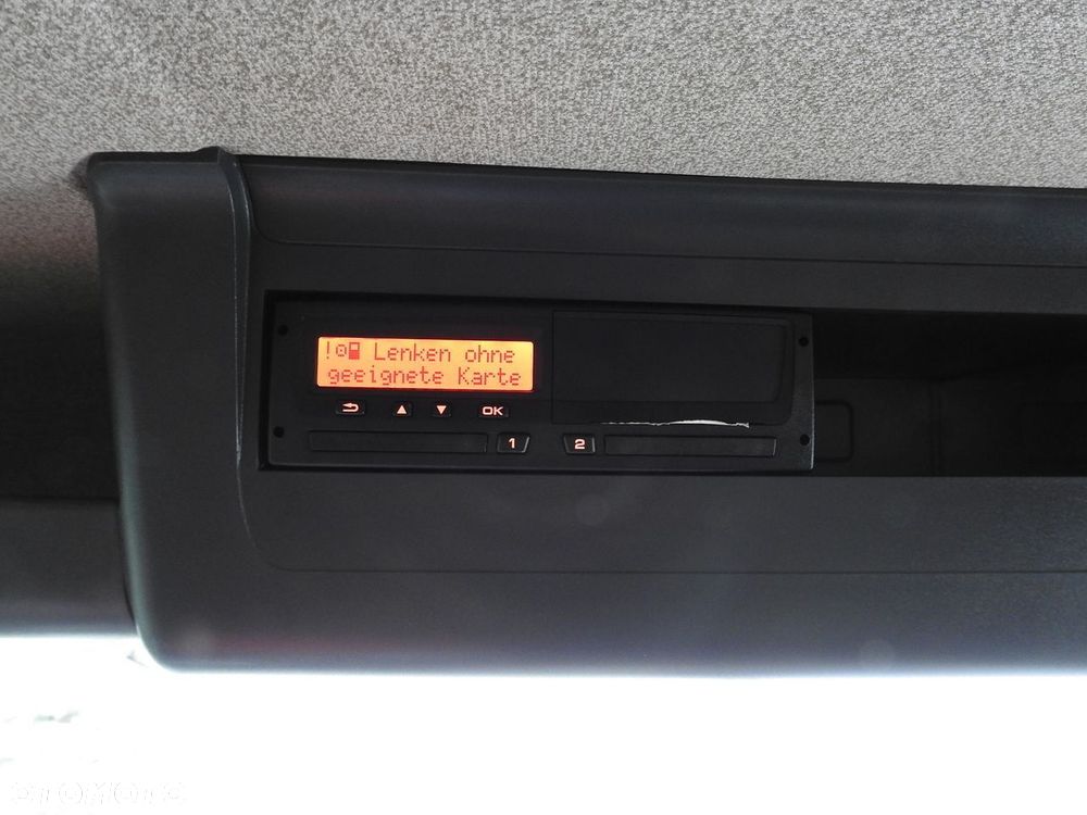 MAN TGL 12.220 KONTENER WINDA 18 PALET TEMPOMAT KLIMATYZACJA PNEUMATYKA AUTOMAT  BLIŹNIACZE KOŁA  220KM - 38