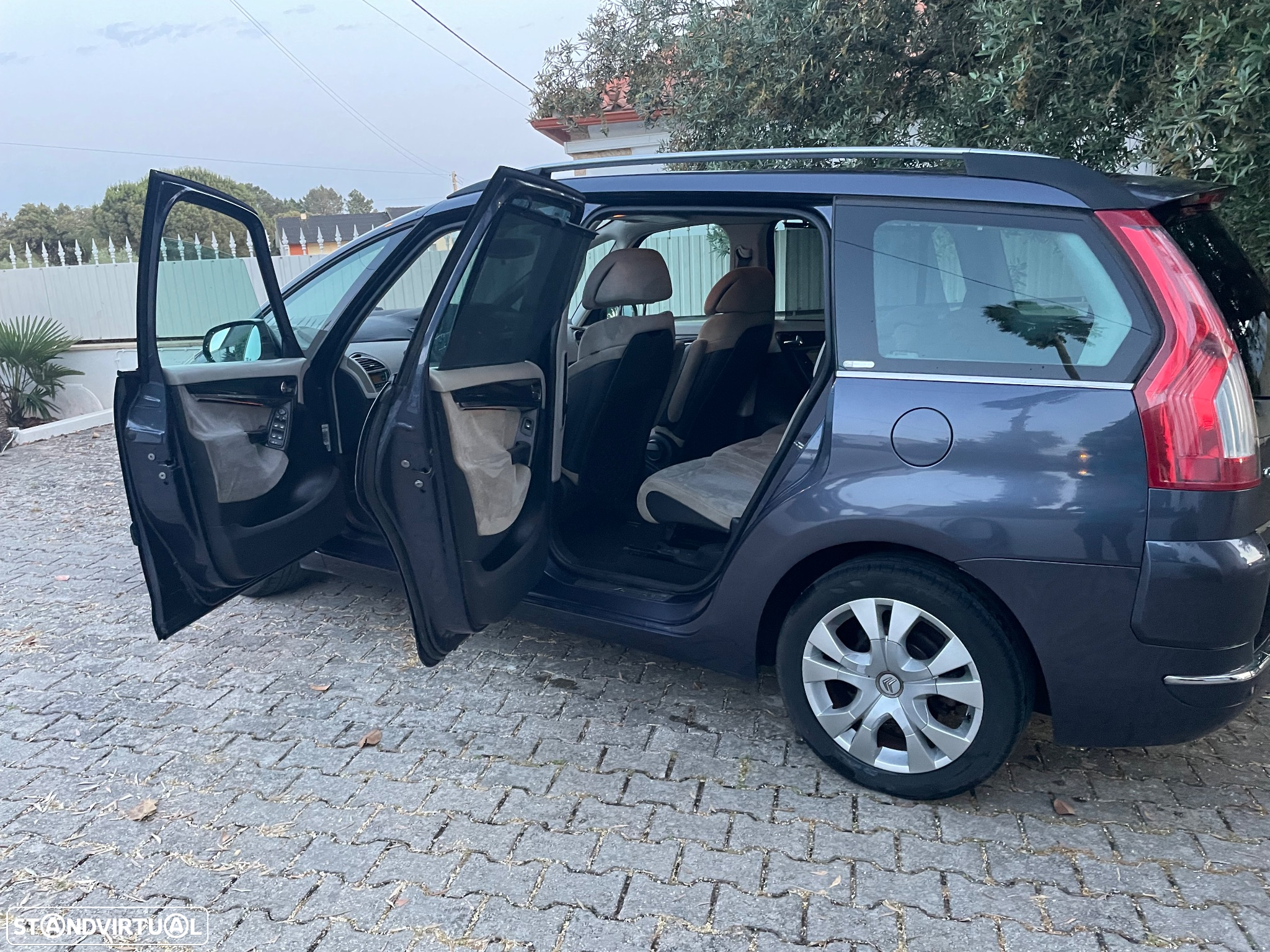Citroën C4 Grand Picasso - 9