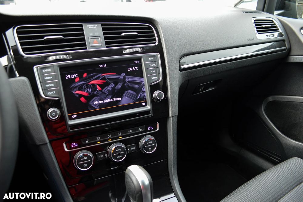 Volkswagen Golf 2.0 TDI (BlueMotion Technology) DSG Highline - 18