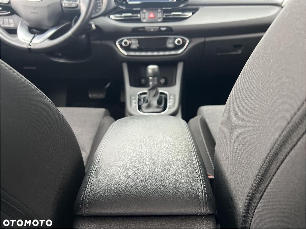Hyundai i30 1.0 T-GDI Smart DCT - 22