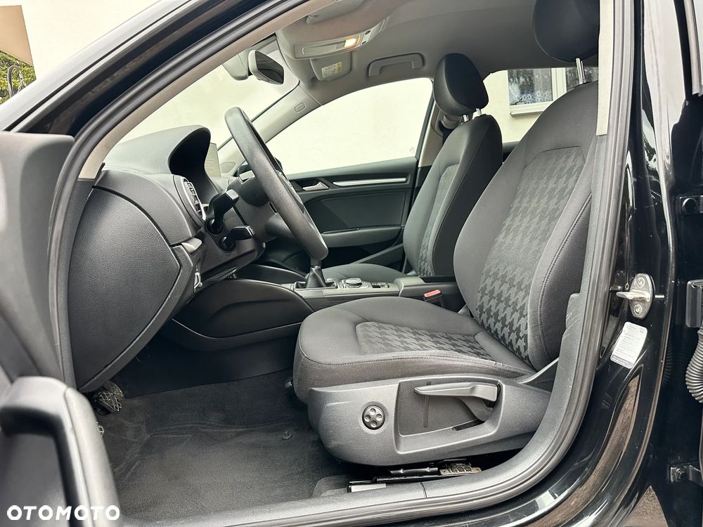 Audi A3 Sportback - 22