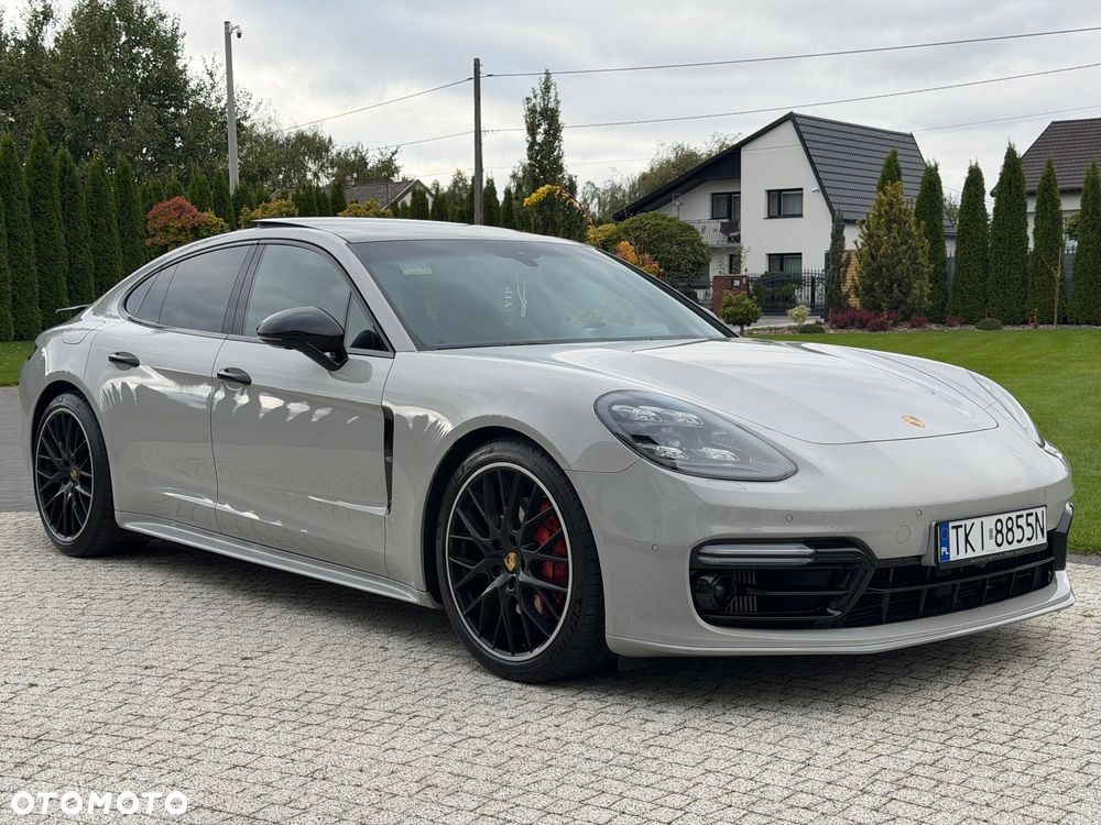Porsche Panamera - 38