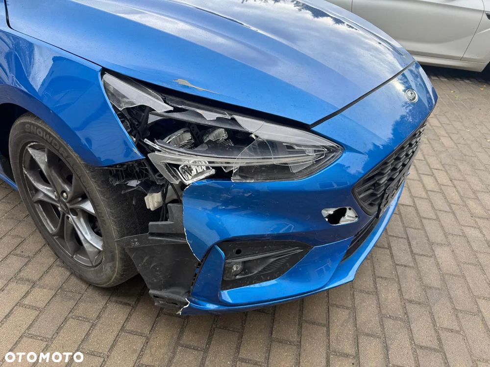 Ford Focus 1.0 EcoBoost ST-Line X - 12