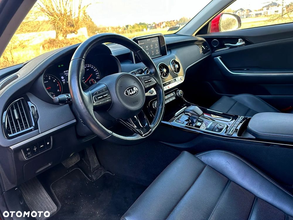 Kia Stinger 2.0 T-GDI GT Line - 11