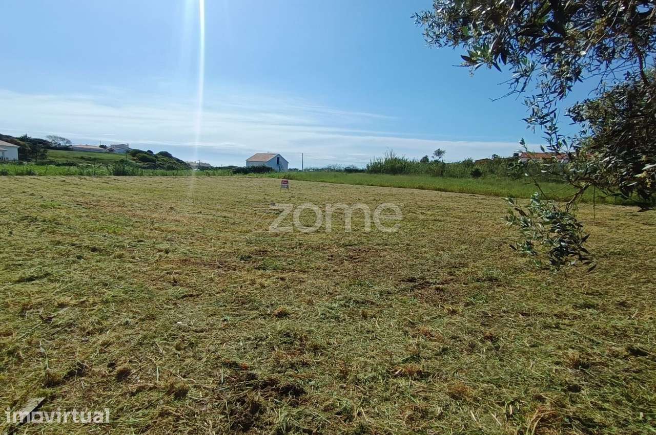 Terreno Urbano para Construção | 1.120 m² | Azoia – Rua da Escola - Grande imagem: 2/8