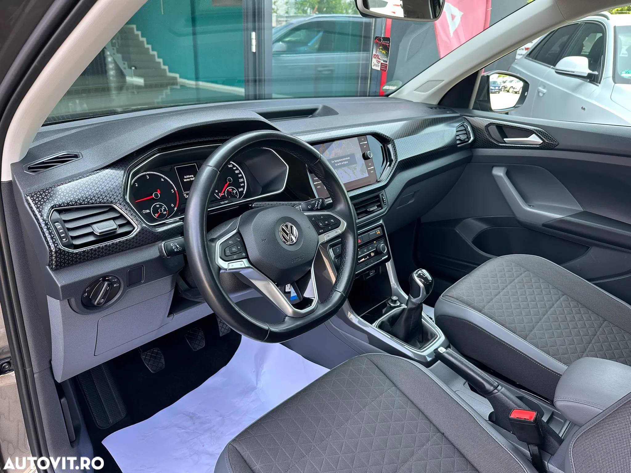 Volkswagen T-Cross 1.6 TDI SCR Style - 14
