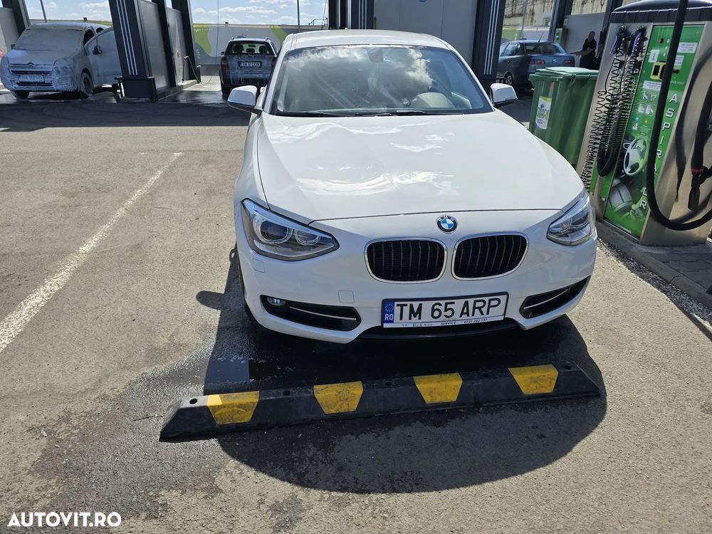 BMW Seria 1 116d Sport Line - 1