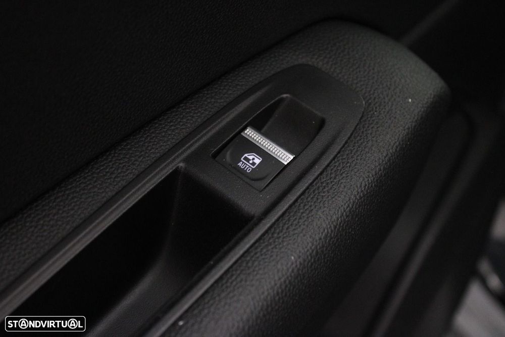 Renault Captur 1.0 TCe Techno - 30