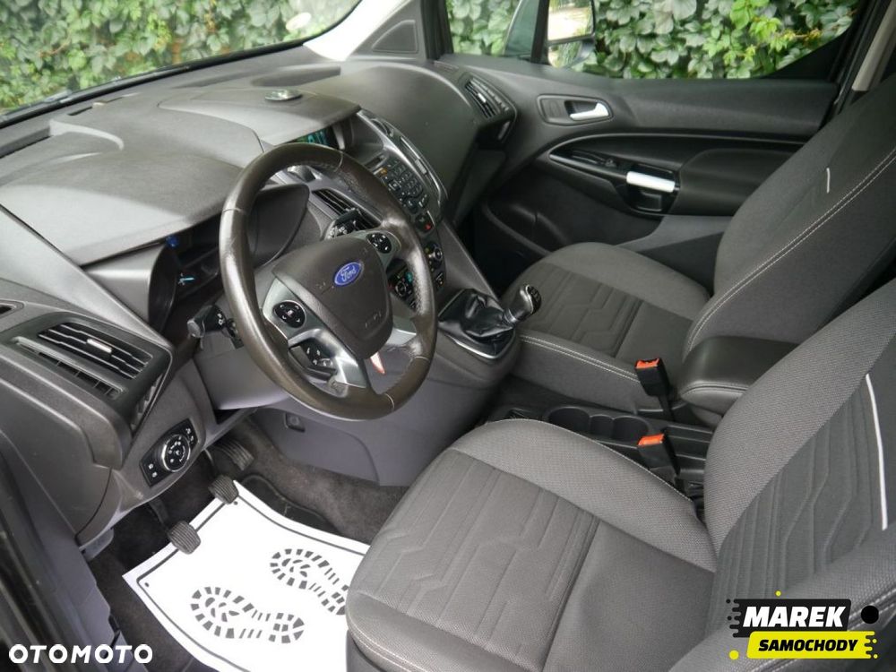 Ford Tourneo Connect - 22