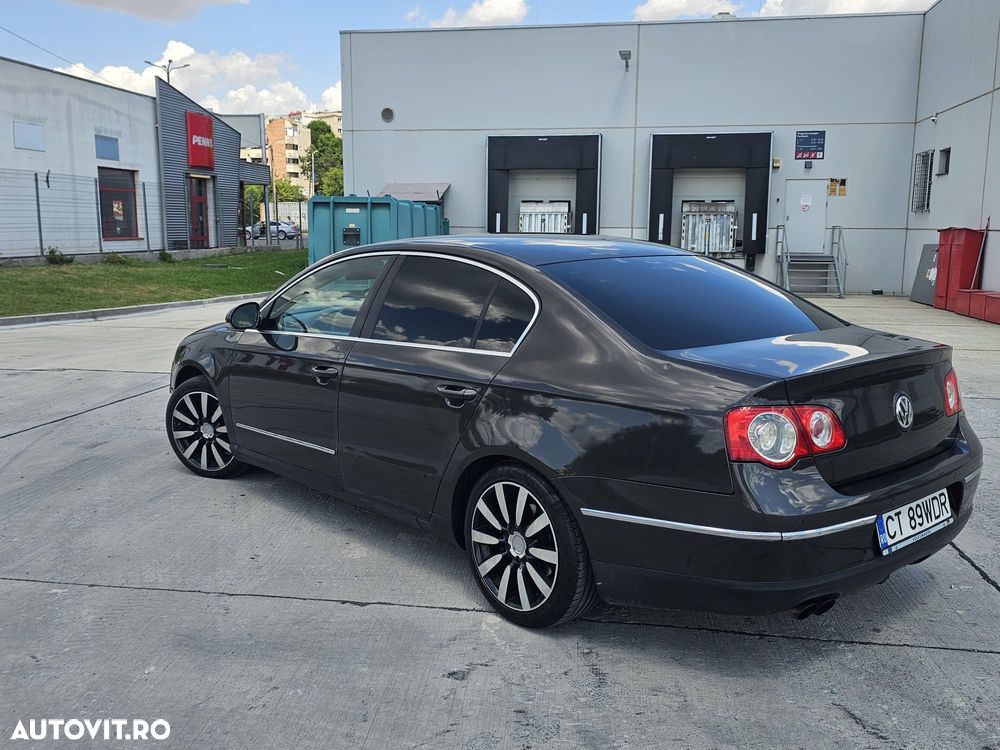Volkswagen Passat 2.0 TDI Sportline DPF DSG - 2