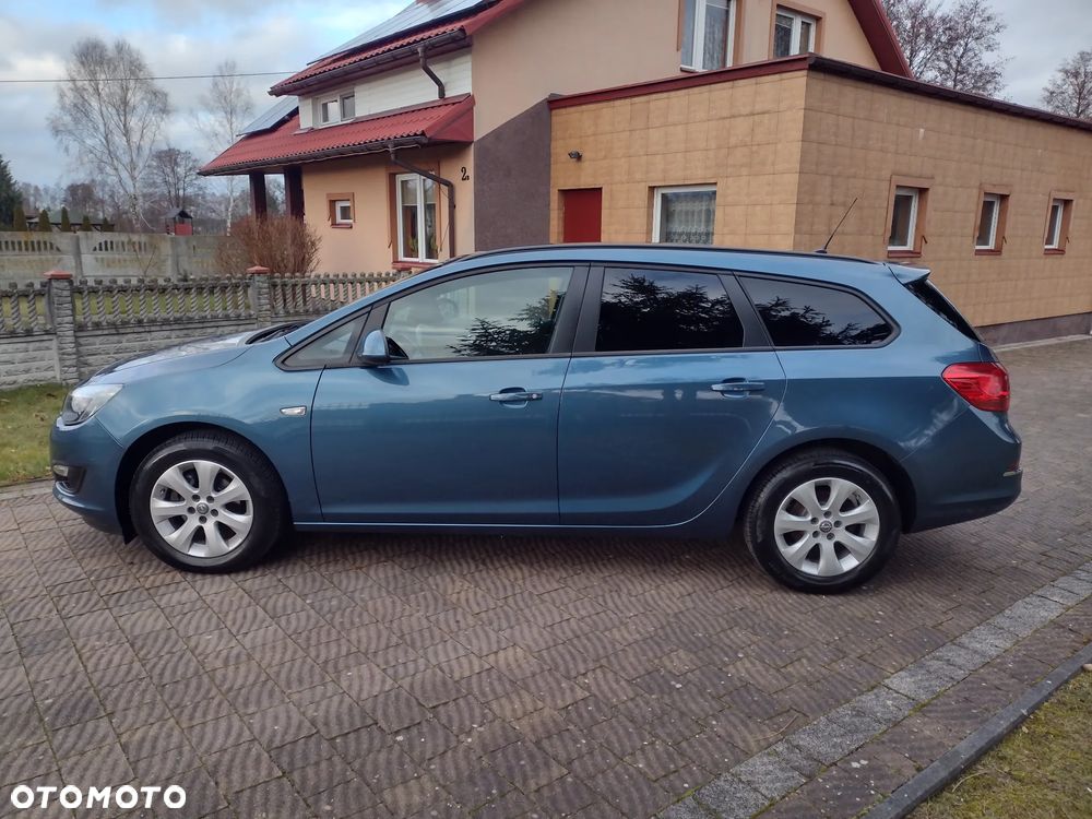 Opel Astra 1.4 Turbo Exklusiv - 10