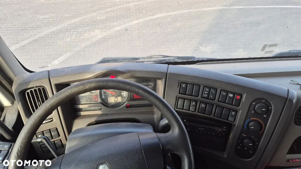 Renault PREMIUM - 9