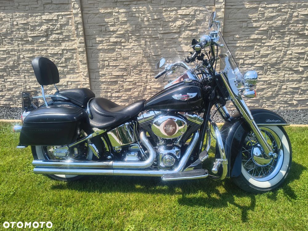 Harley-Davidson Softail Deluxe - 2