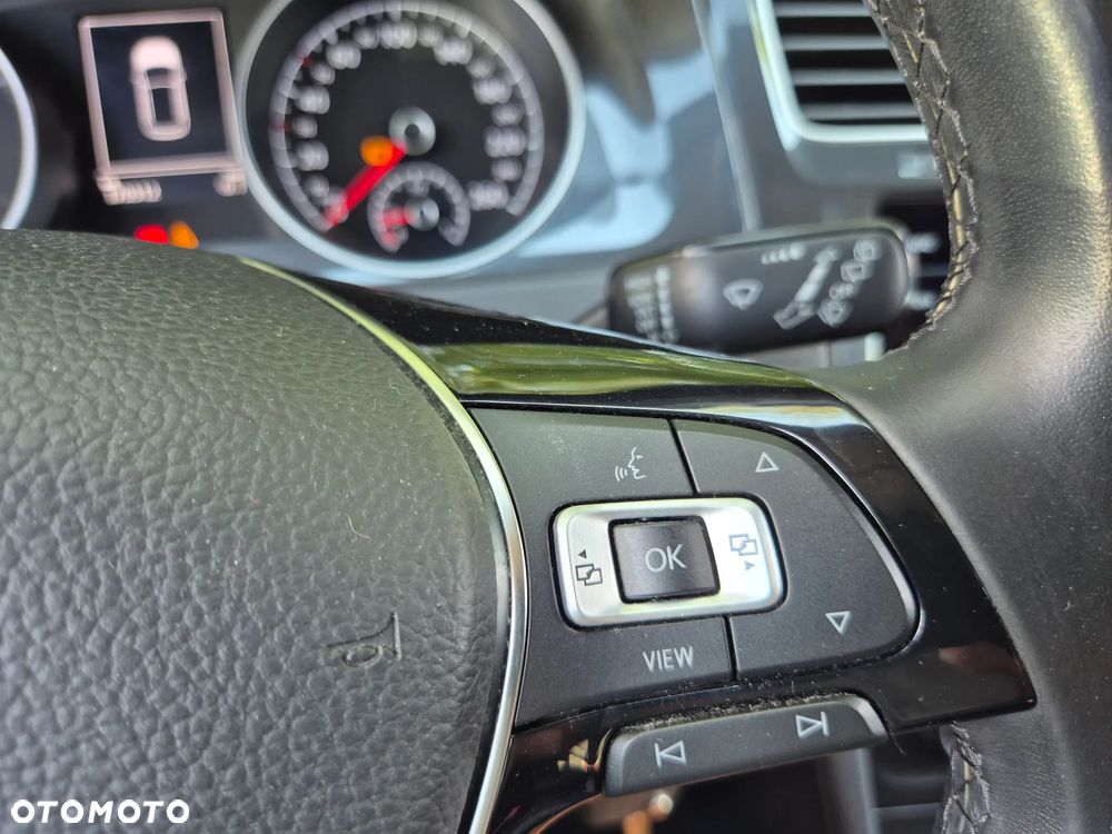 Volkswagen Golf 1.6 TDI SCR Trendline - 14