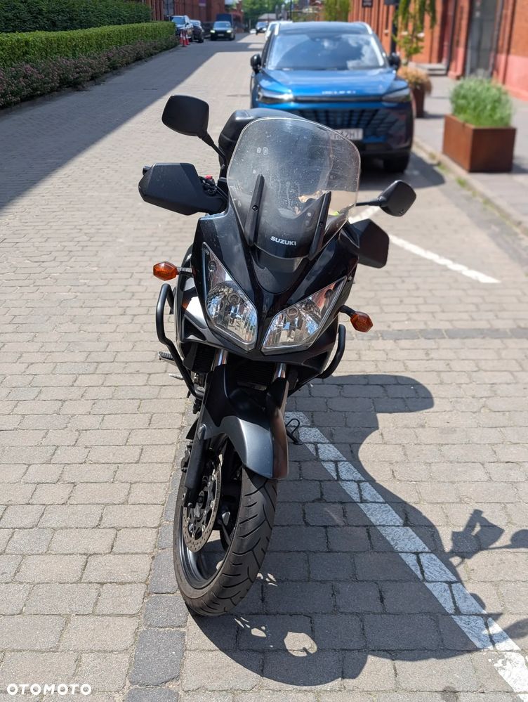 Suzuki V-STROM - 8