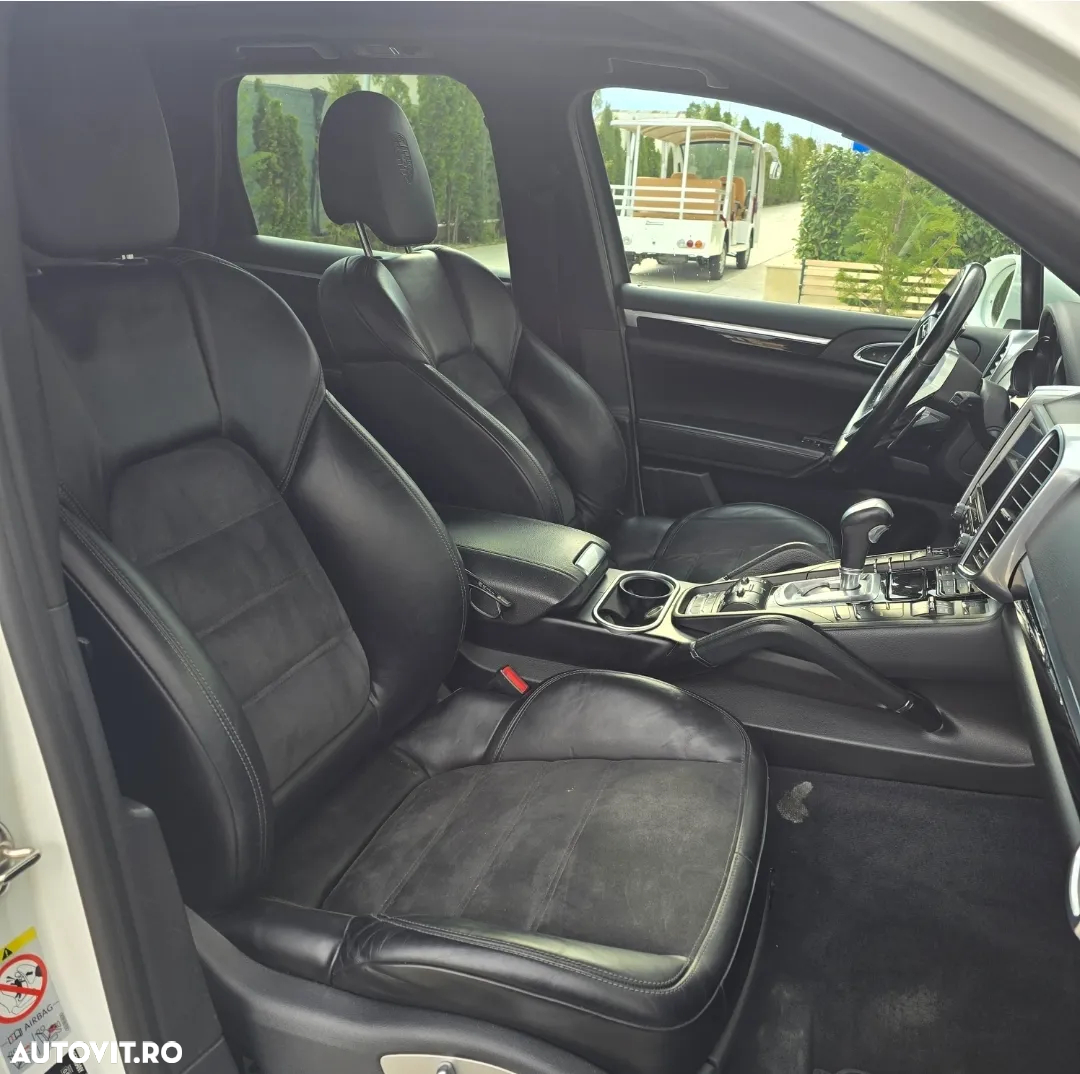 Porsche Cayenne Diesel Platinum Edition - 11