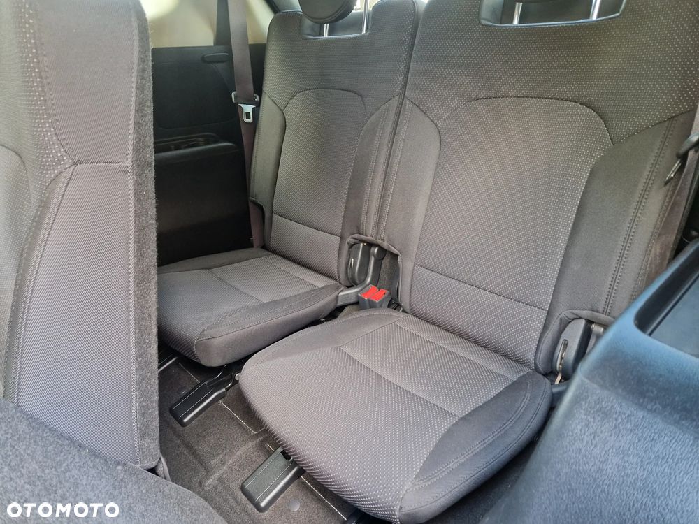 Kia Carens 1.7 CRDi S 7os EU6 - 6