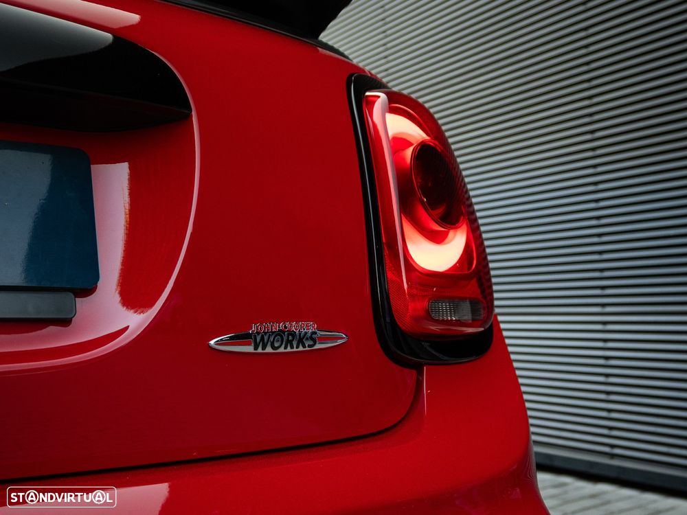 MINI Cabrio John Cooper Works Auto Desportiva - 19