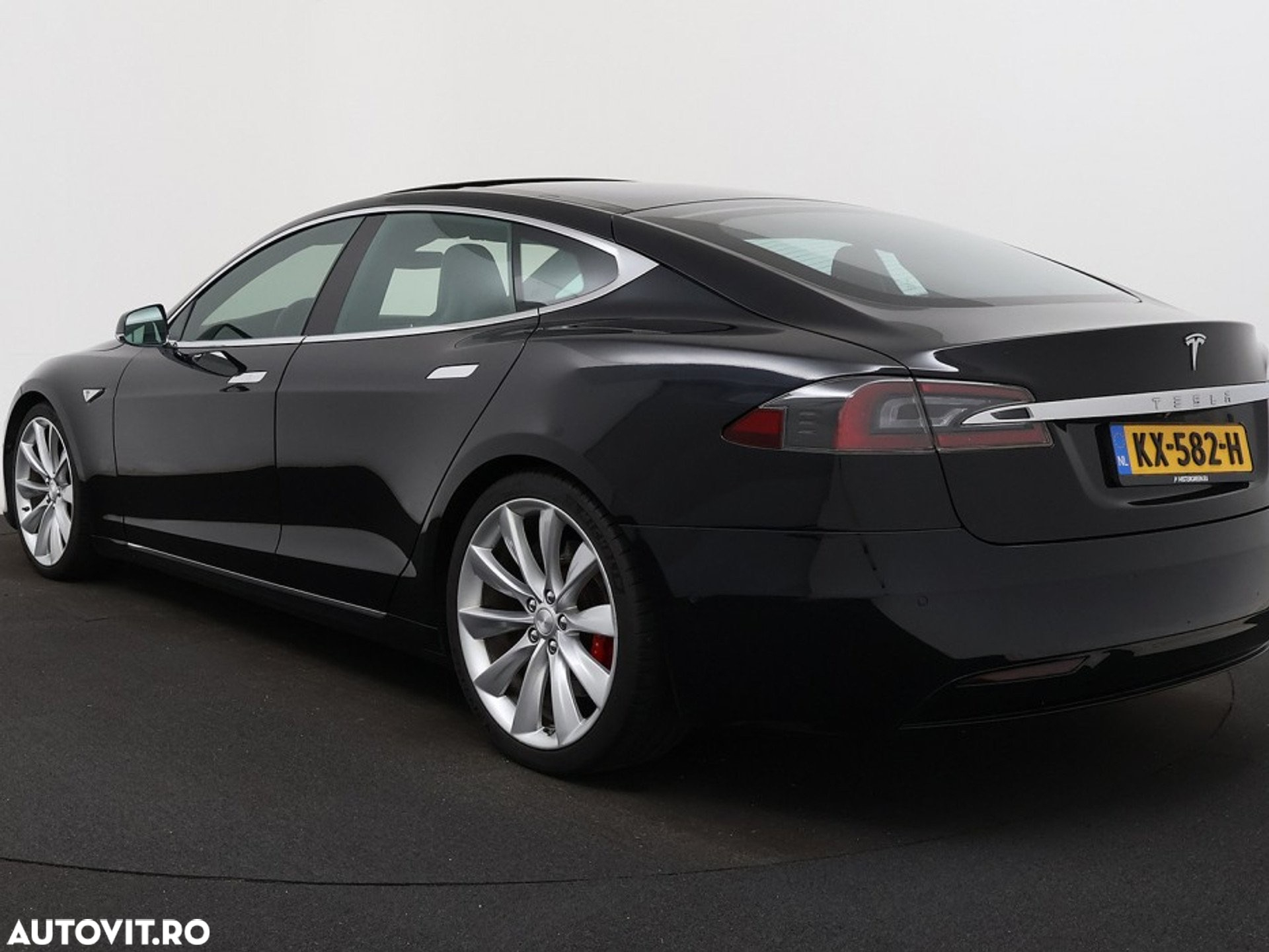 Tesla Model S 75 - 4