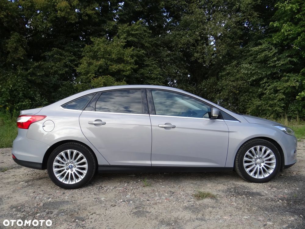 Ford Focus 1.6 EcoBoost Titanium - 17