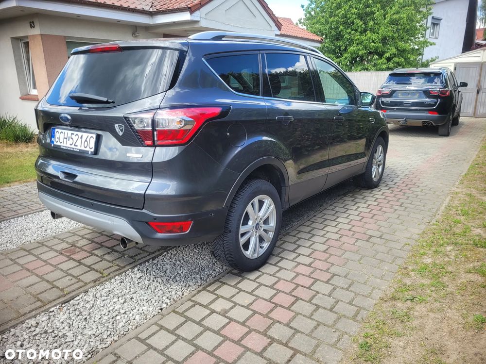 Ford Kuga - 3
