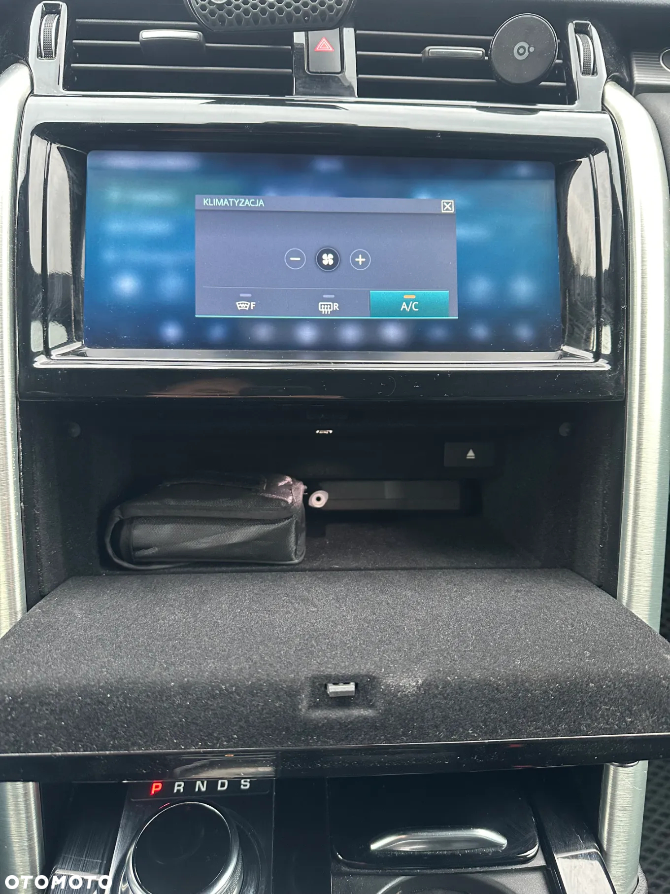 Land Rover Discovery V 3.0 SDV6 Landmark Edition - 11