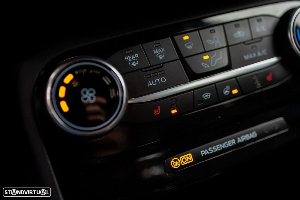 Ford Puma 1.0 EcoBoost MHEV ST-Line X Gold SIP - 30