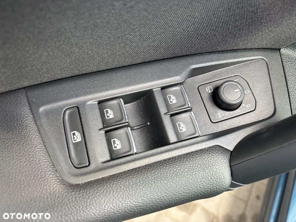 Volkswagen Tiguan - 19